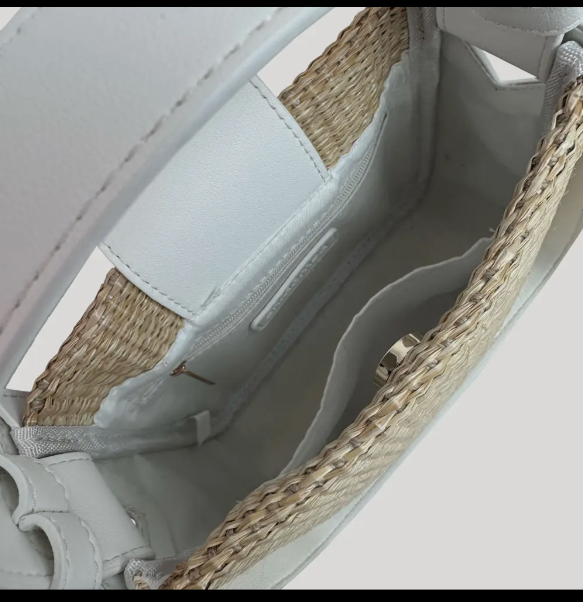 Carly Raffia Crossbody