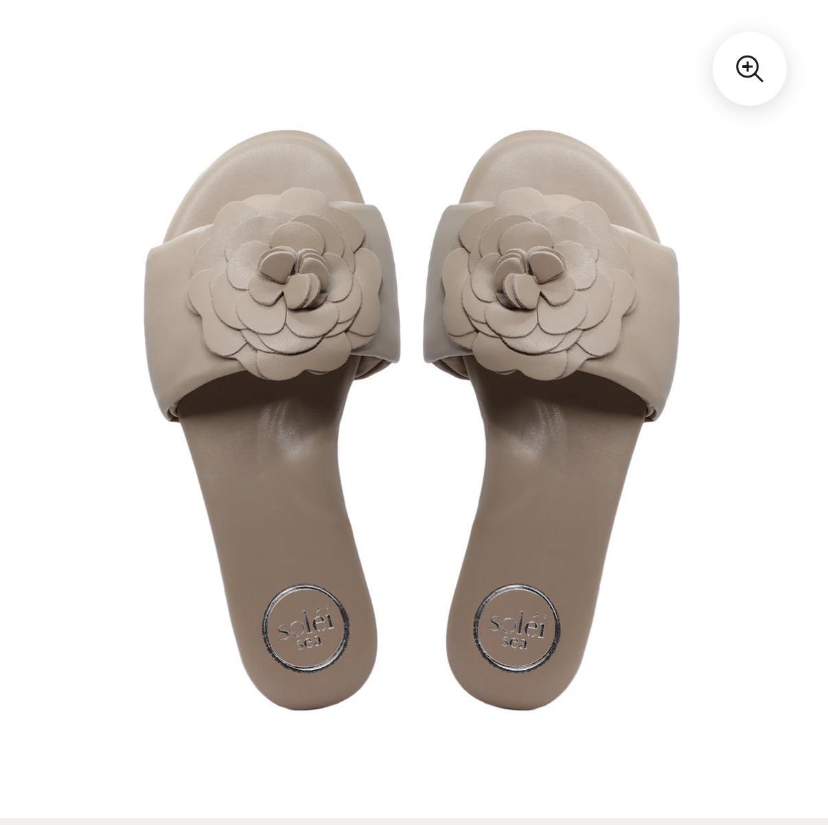 Dahlie Petal Slide Sandal