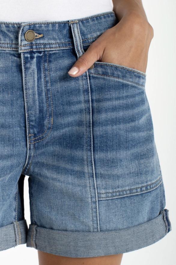 Elastic Back Cuffed Short