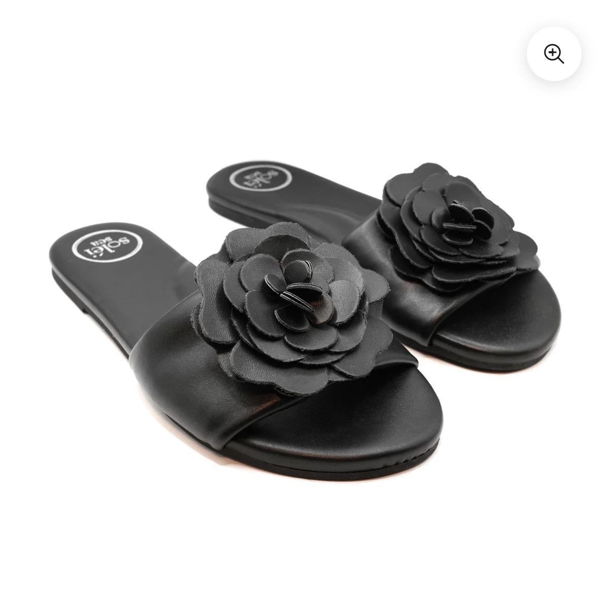 Dahlie Petal Slide Sandal