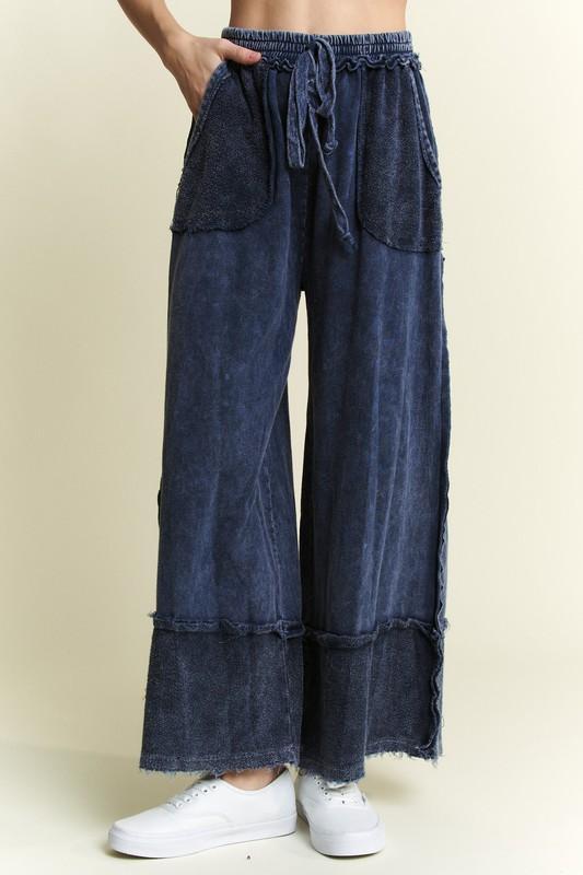 Mineral Washed Wide Leg Sweatpants