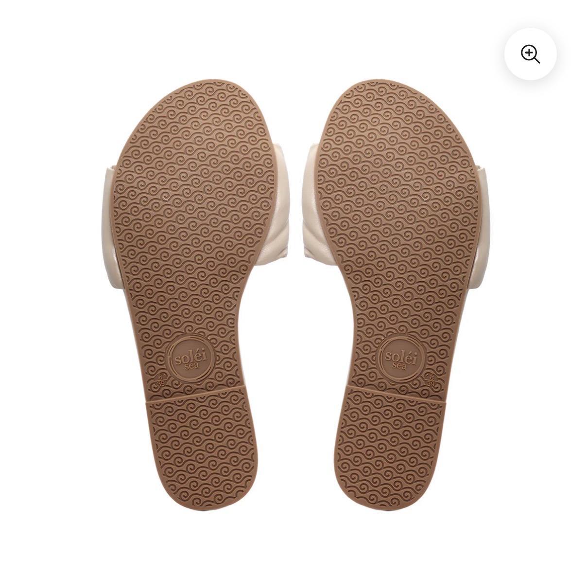 Dahlie Petal Slide Sandal